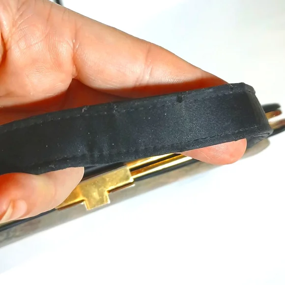 👜 1940s Tano of Madrid Black Silk Handbag Gold Clasp Made in Spain Retro - Picture 6 of 14